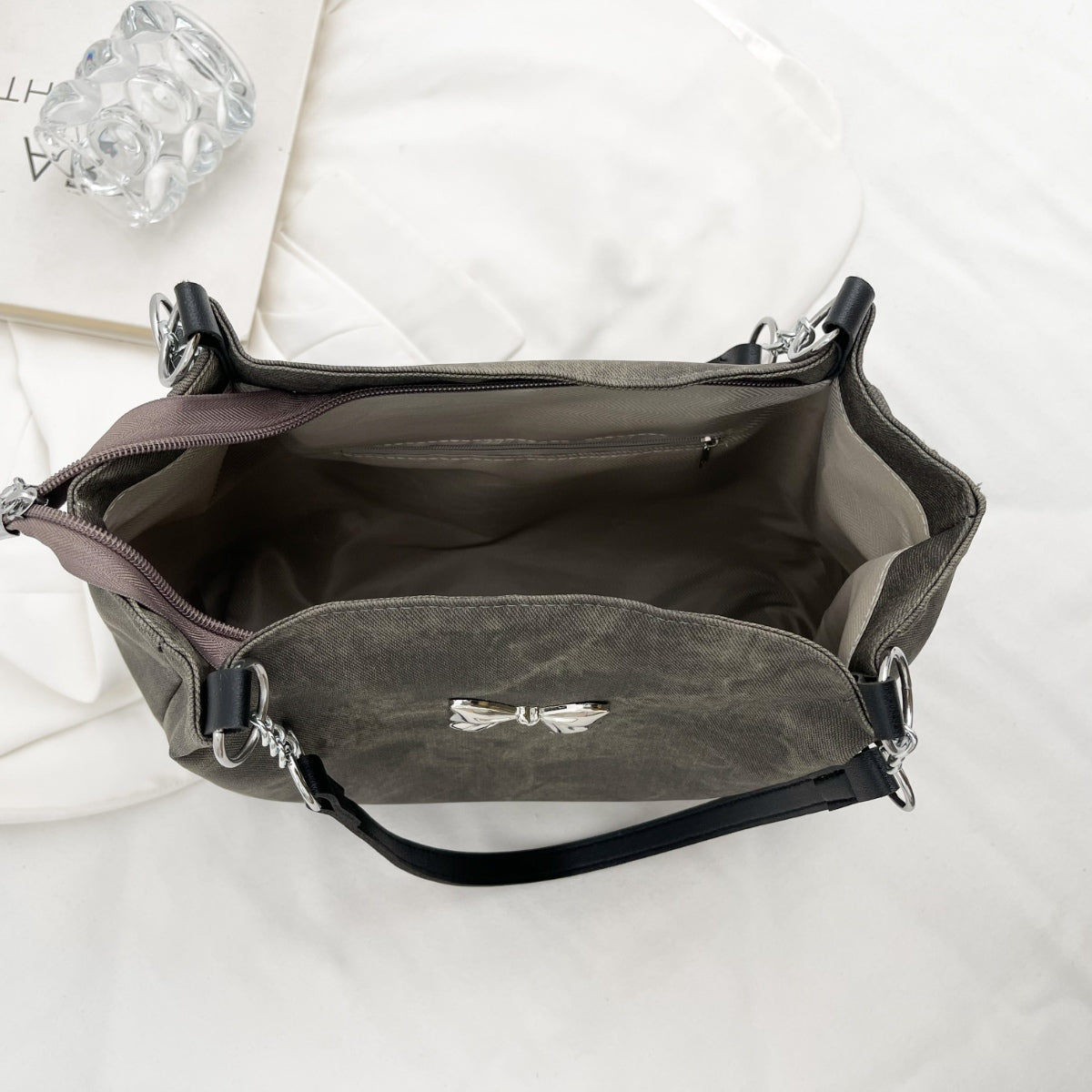 Bow Polyester Medium Tote Bag - Fashion BTQ -  - Fashion BTQ